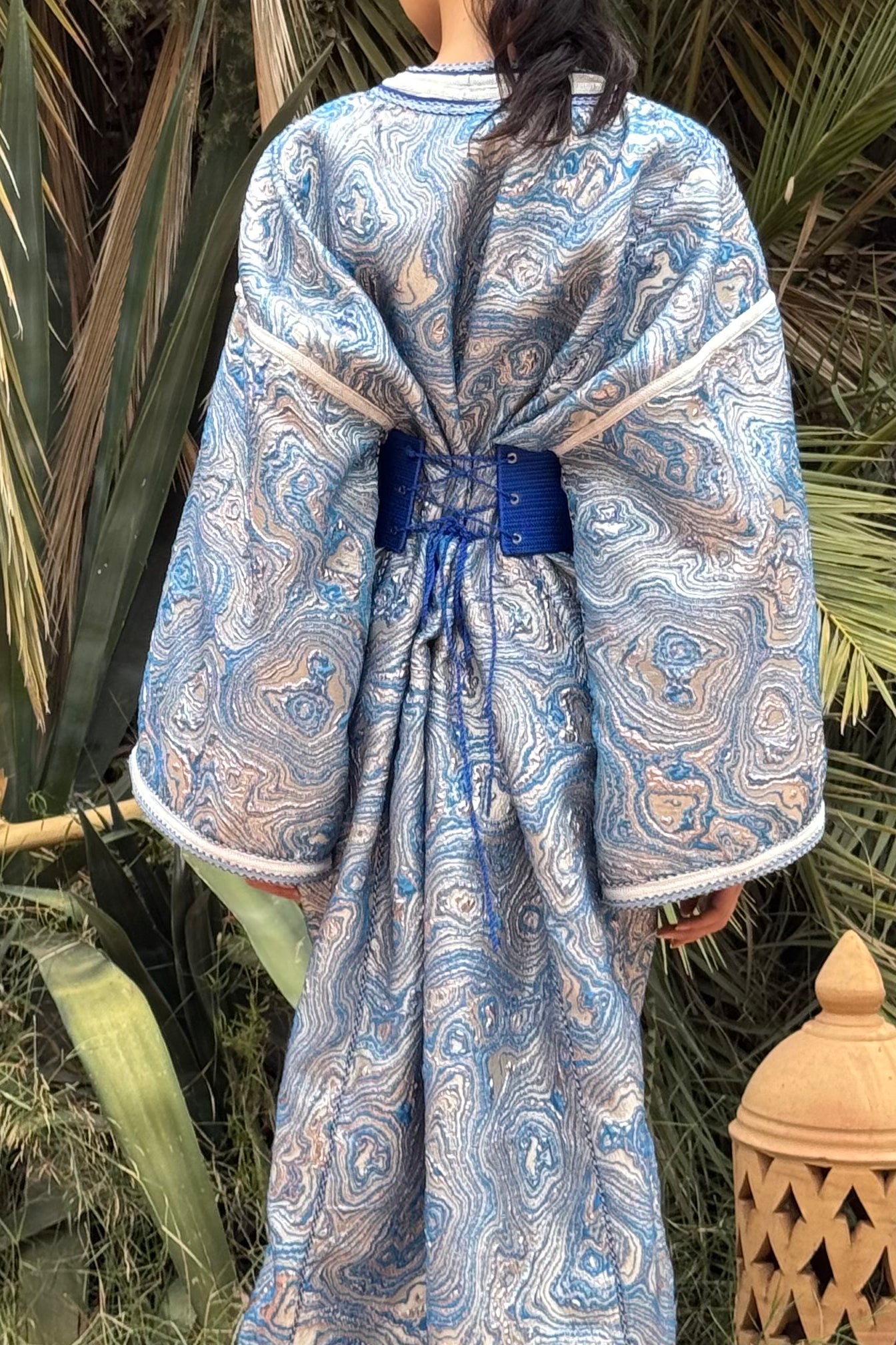 Ceinture Large en Passementerie – Laçage