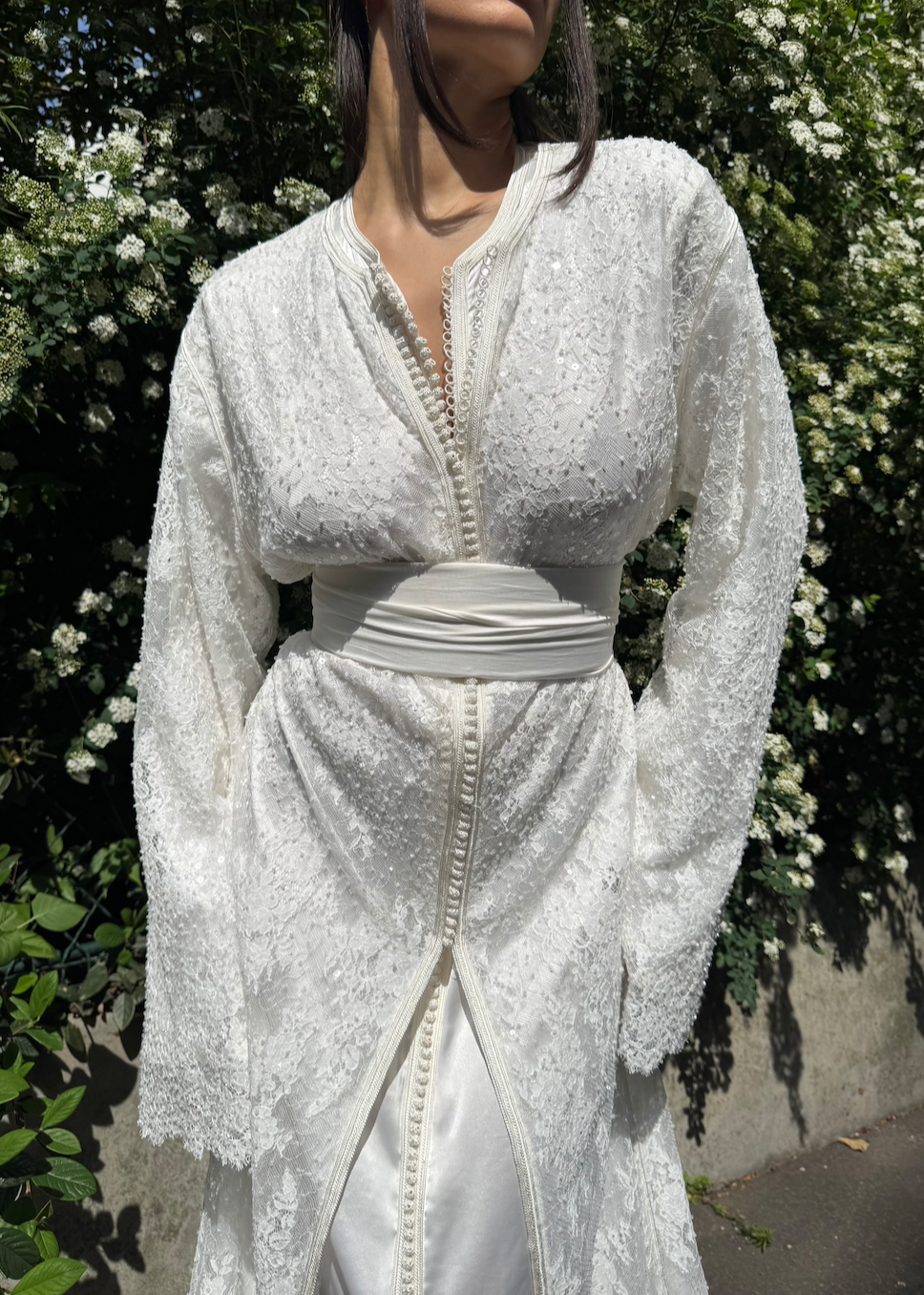 Ivory lace Kaftan embroidered with sequins and pearls, V-neck, front view