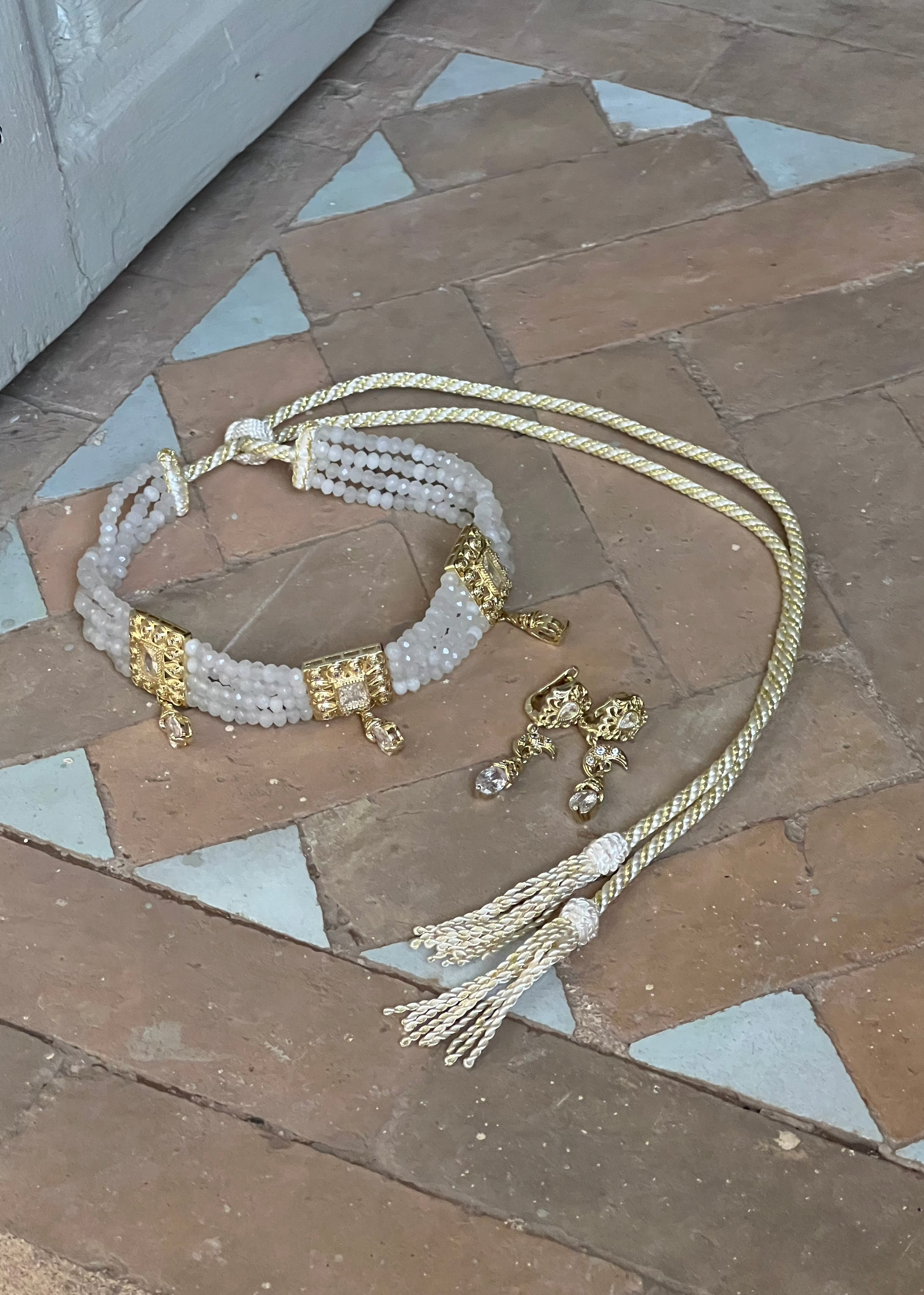 White pearl necklace and gold drop earrings set