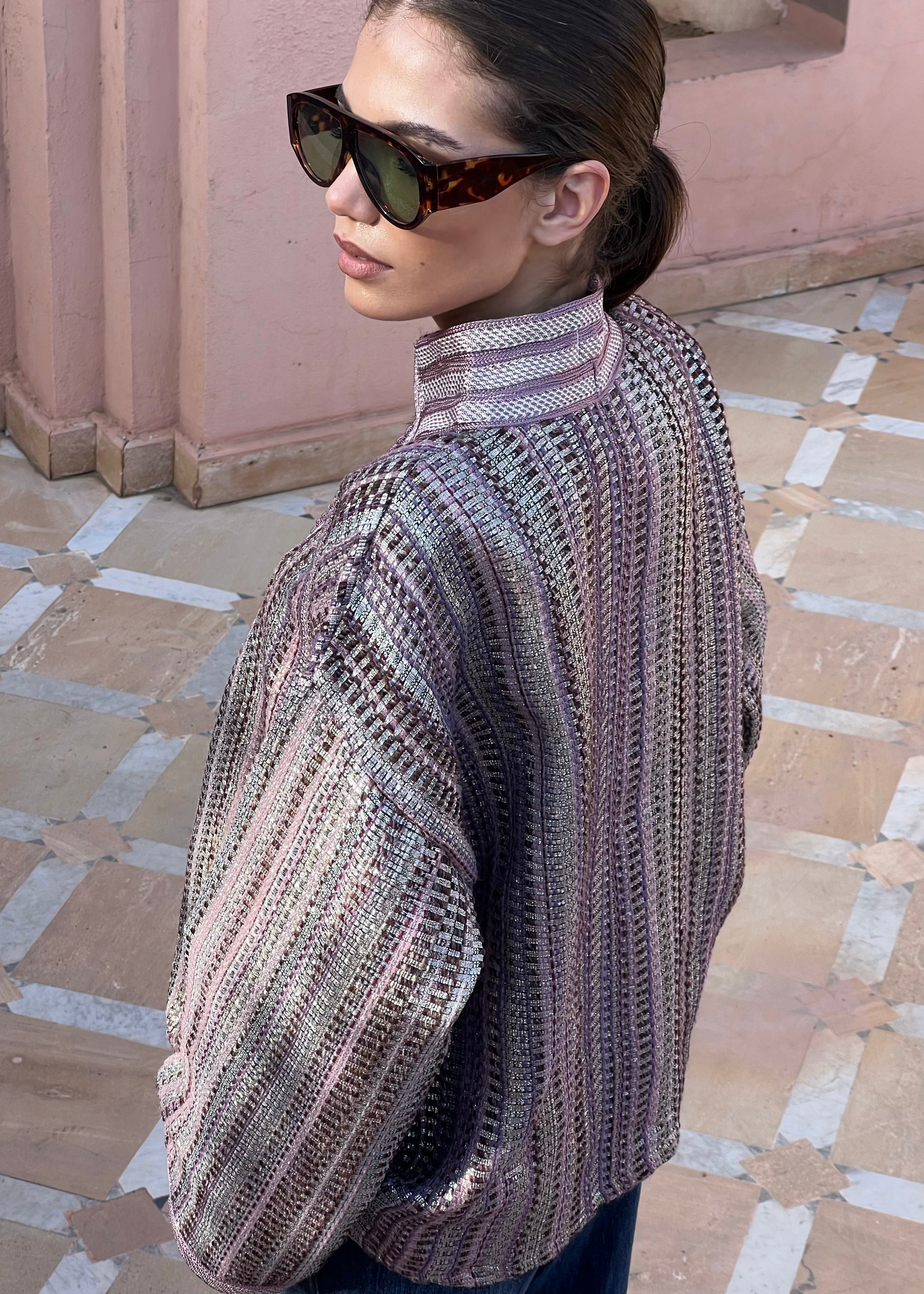 Purple and silver tweed shirt back, meticulous finishing and luxurious fabric texture, collar decorated with Moroccan sfifa.