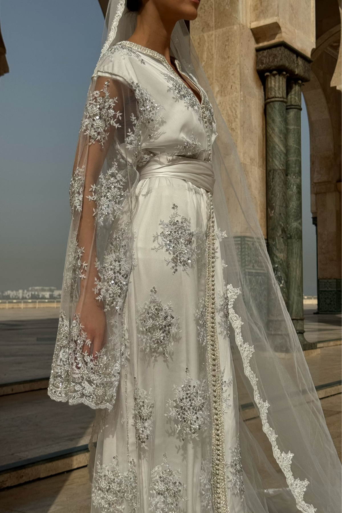 Robe de mariée marocaine : le guide complet de la mariée
