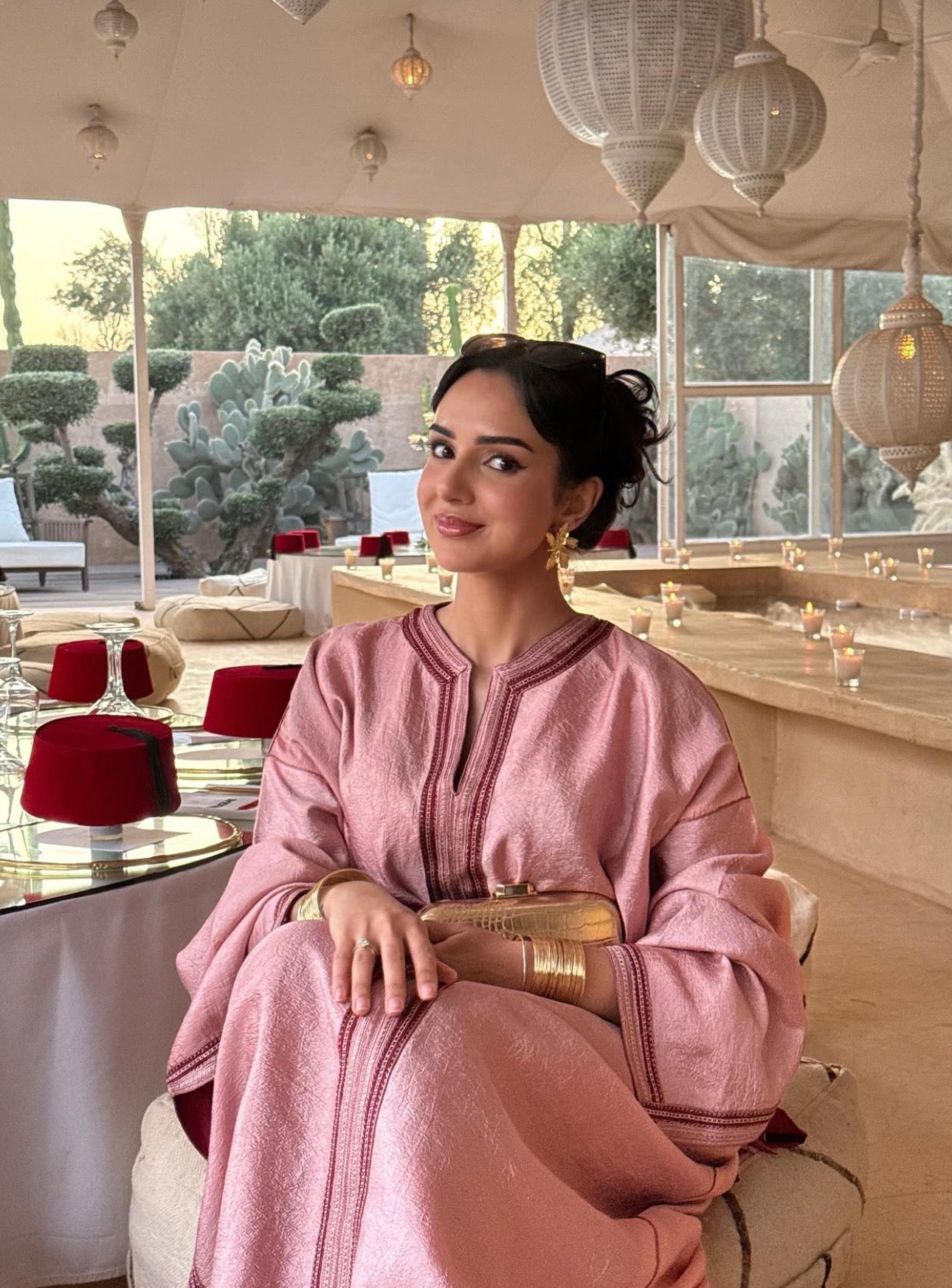 Caftan en Crêpe Rose Drapé