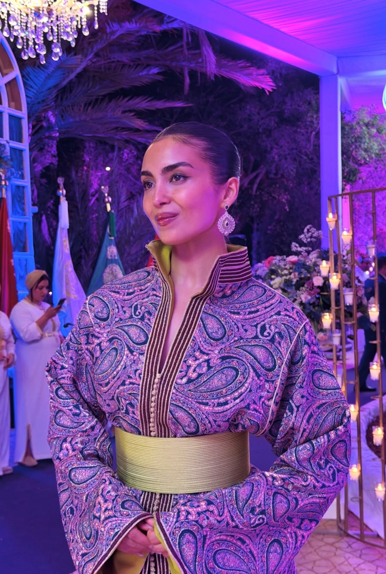 Caftan en Brocart Paisley à Col Officier
