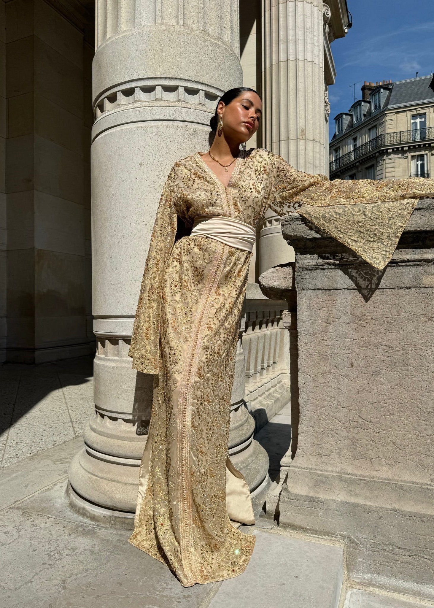 Caftan Mariée en Tulle Perlé Beige