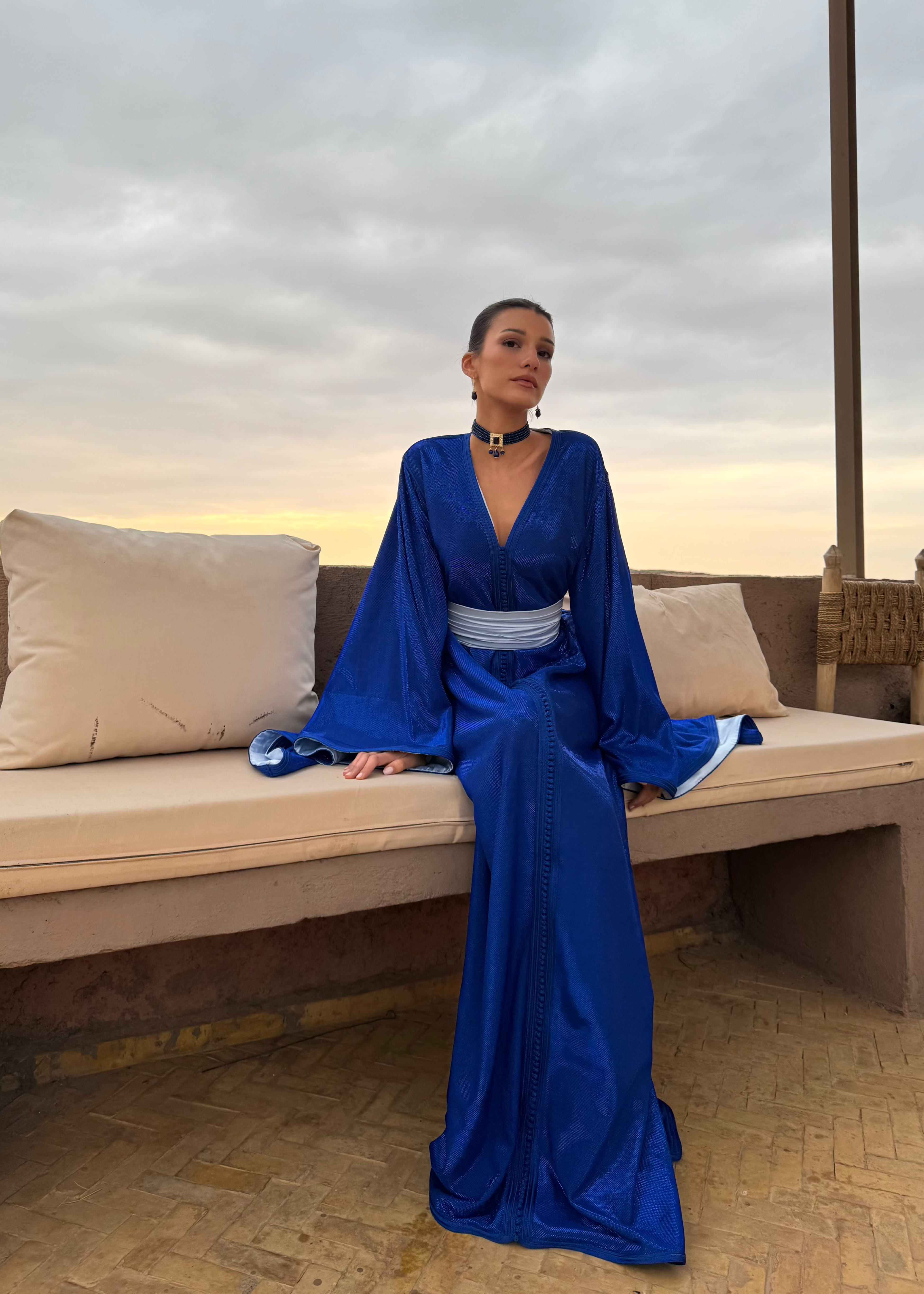 Caftan en Lamé de Soie Pailletée Bleu Roi - Pièce Unique