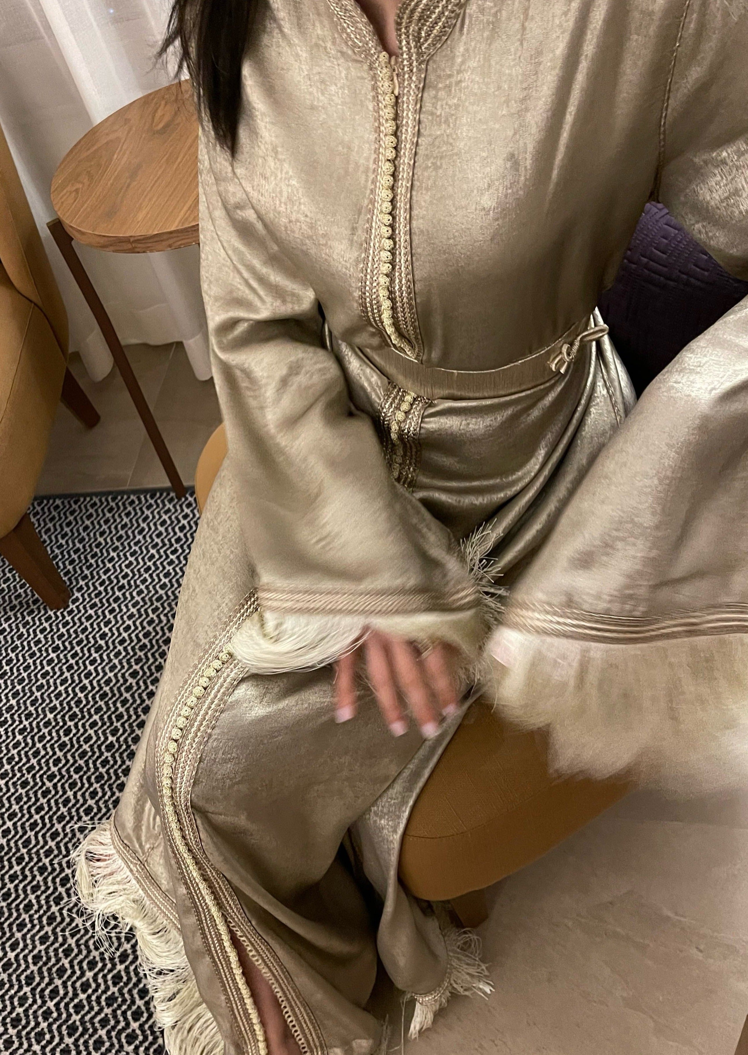 Moroccan Caftan Caftan Couleur Bronze Buy Bronze Metallic Flowy