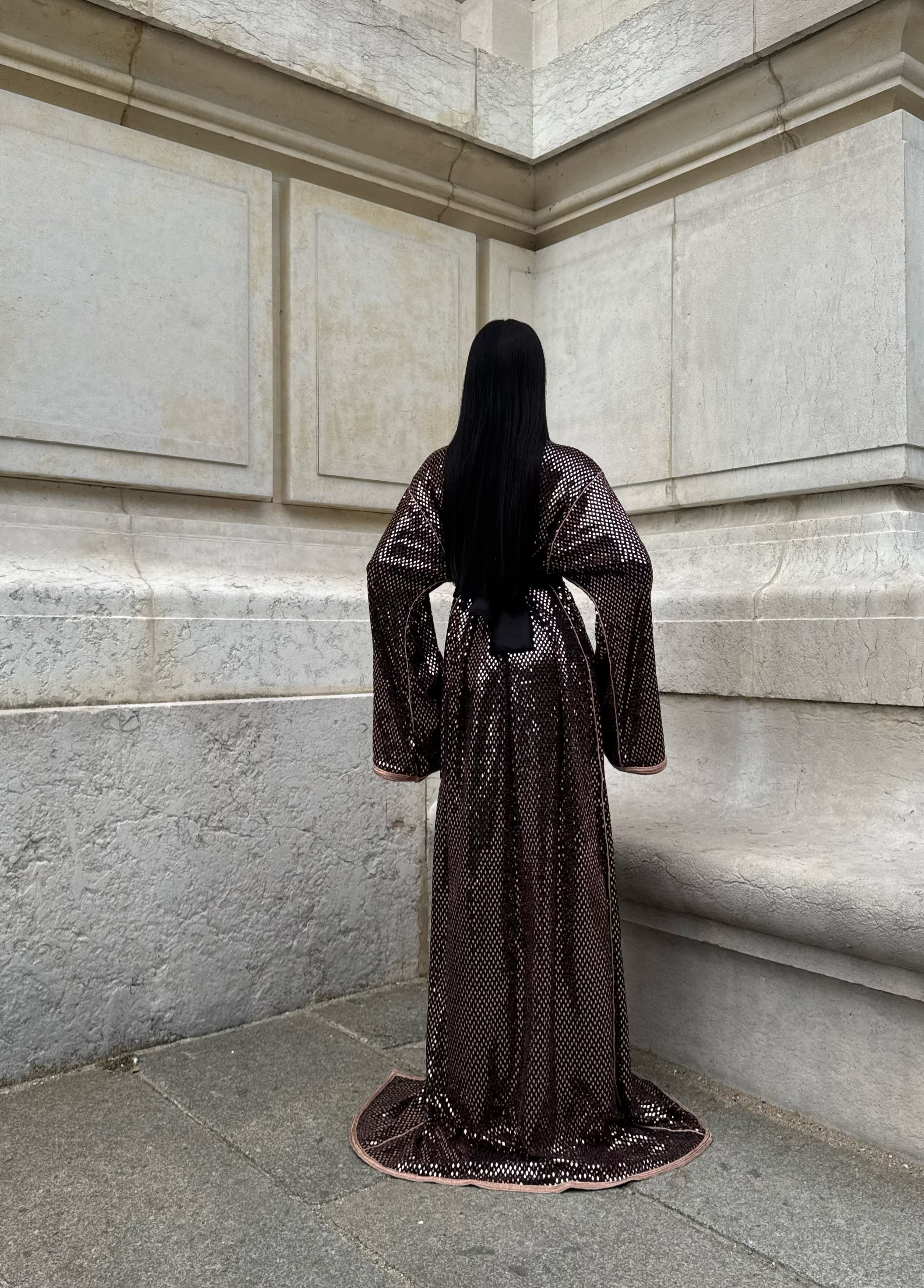 Rear view of the black jersey Kaftan bronze diamond print
