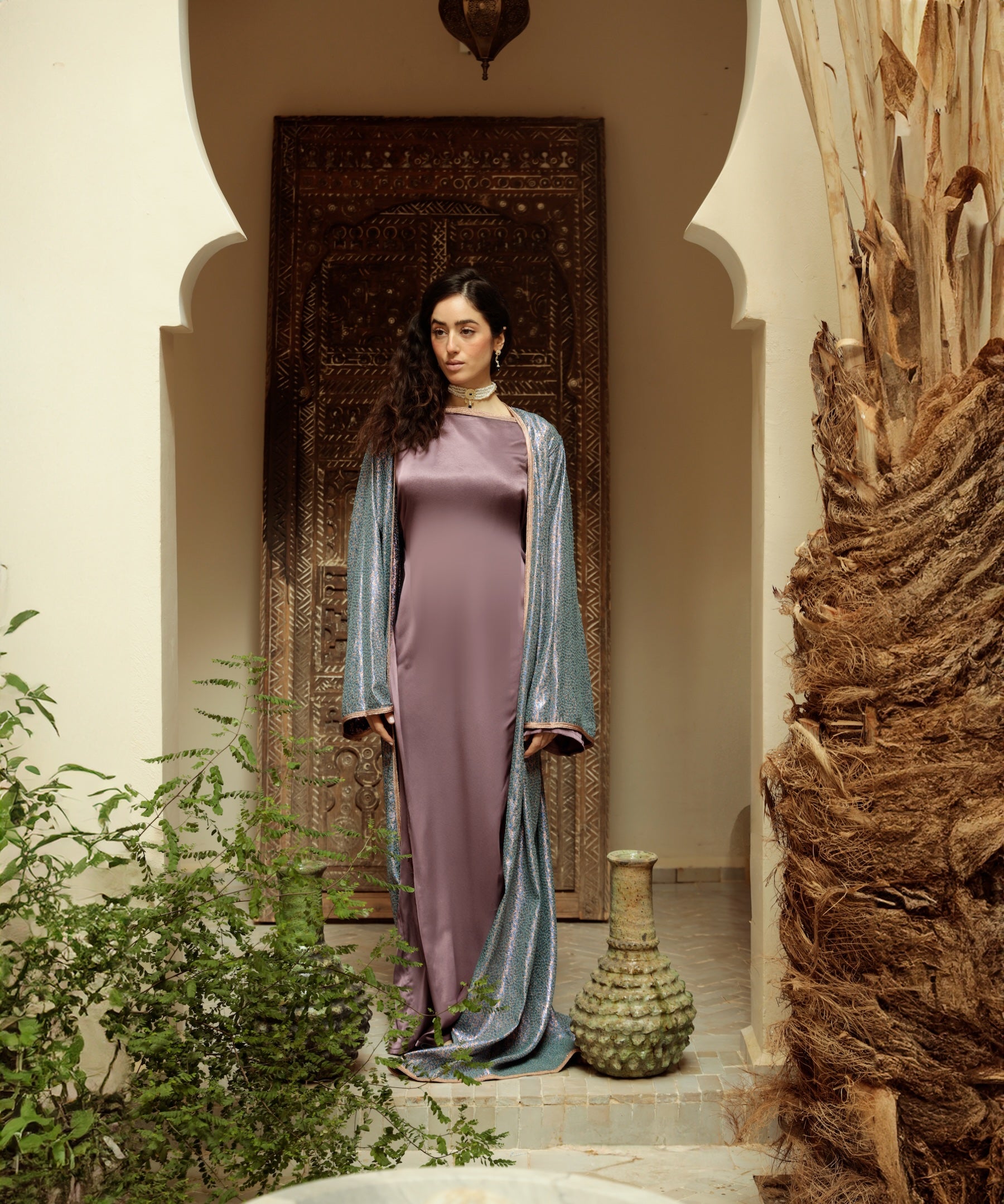 Purple and blue lurex jacquard kimono abaya, flowing cut, front view.