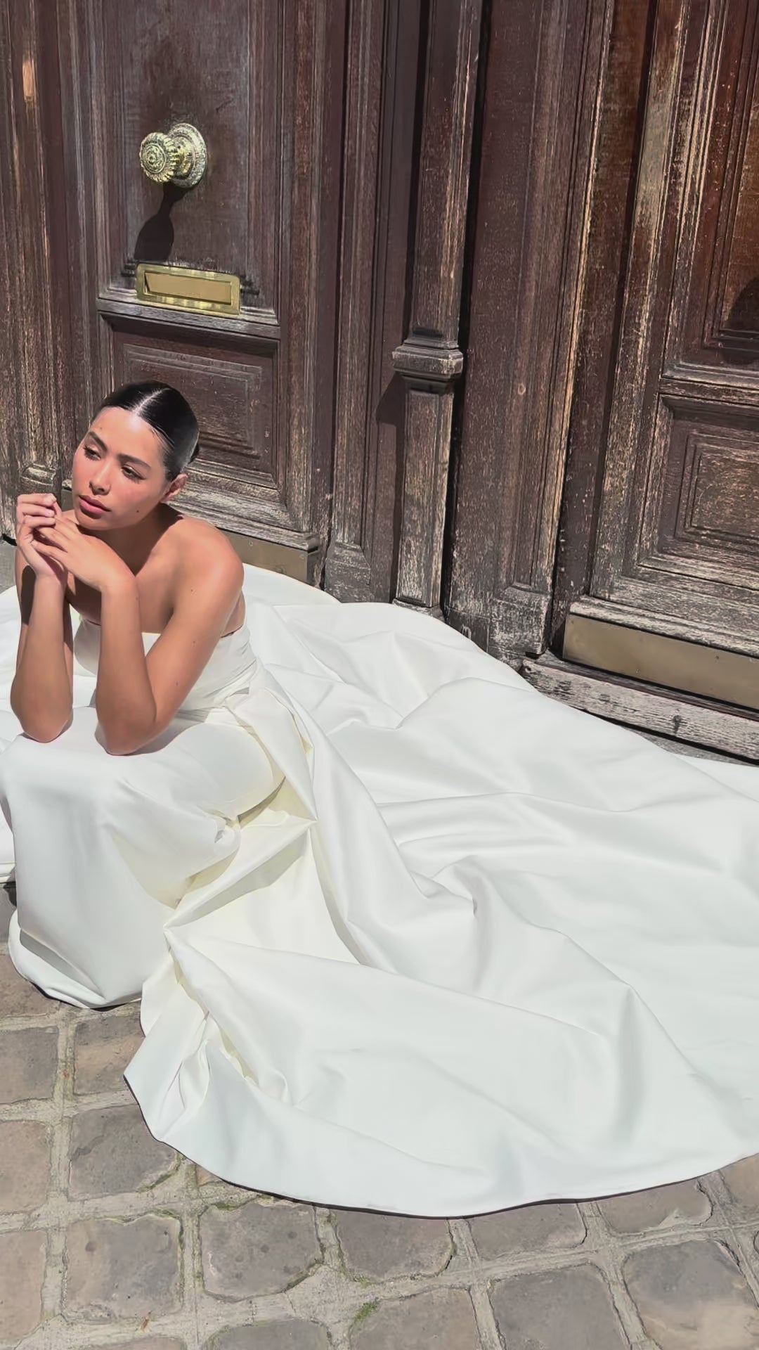 Video presentation of the Palace satin princess bridal overskirt - moving views and fabric details
