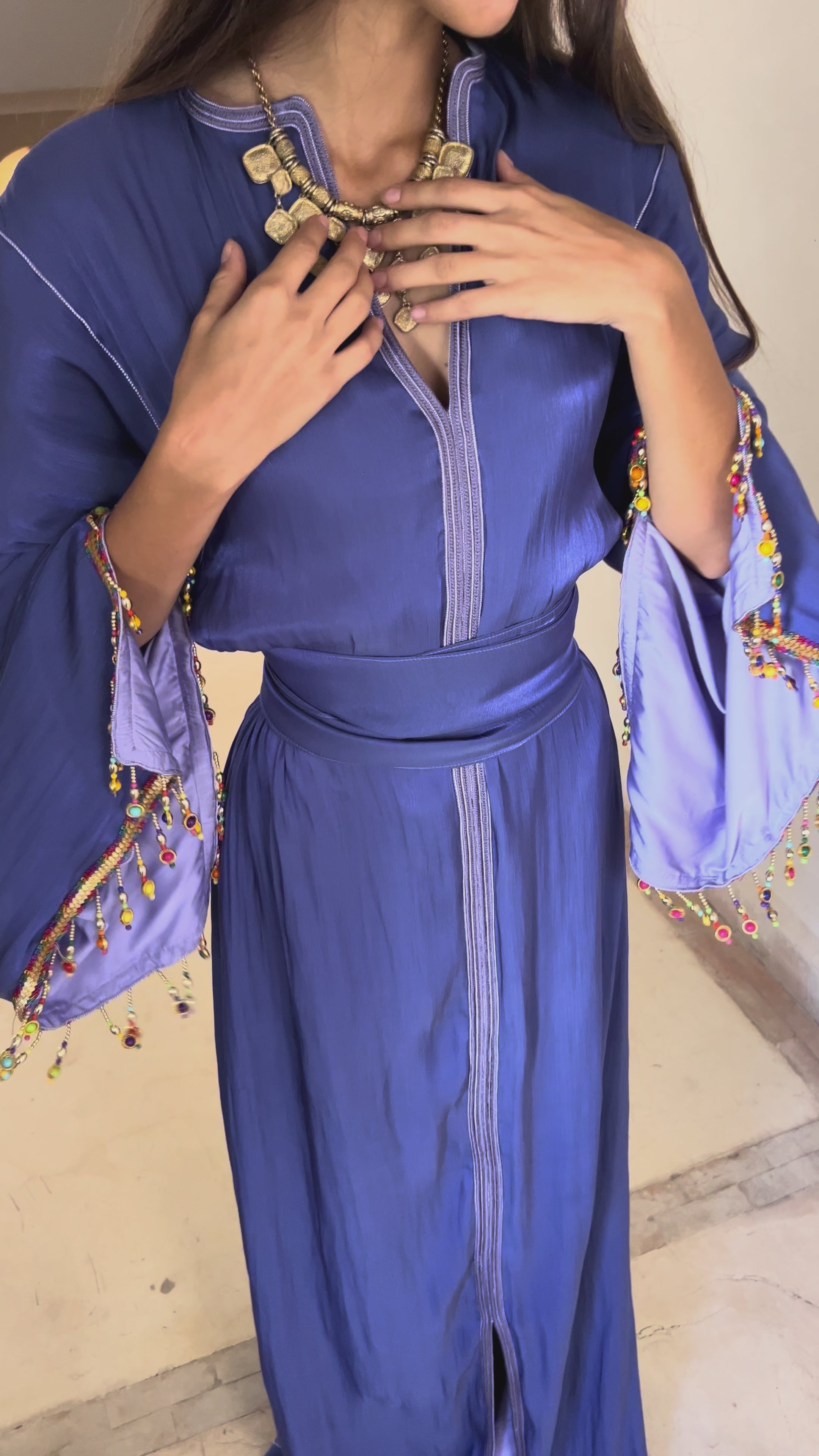 Kabyle Kaftan in purple organza - elegant traditional Berber outfit for weddings, parties or ceremonies.