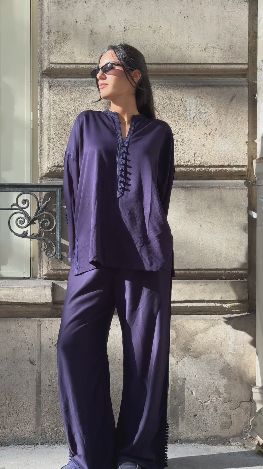 Modern oriental outfit in navy blue Mlifa silk, shirt and pants with handmade sfifa